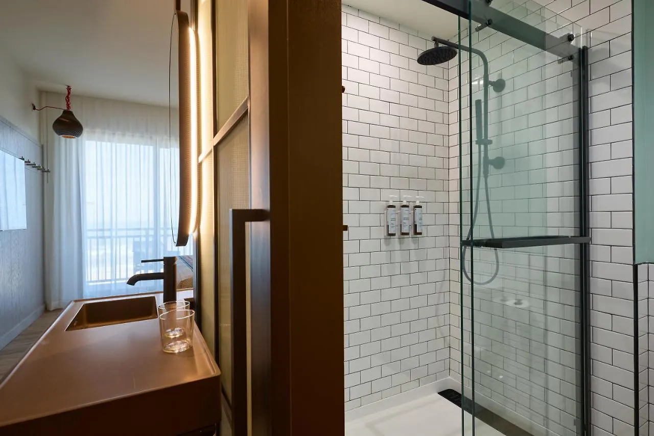 Hotel Moxy Virginia Beach Oceanfront