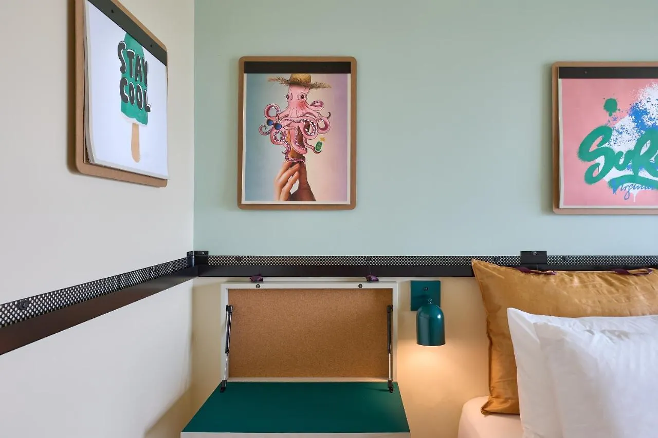Moxy Virginia Beach Oceanfront USA