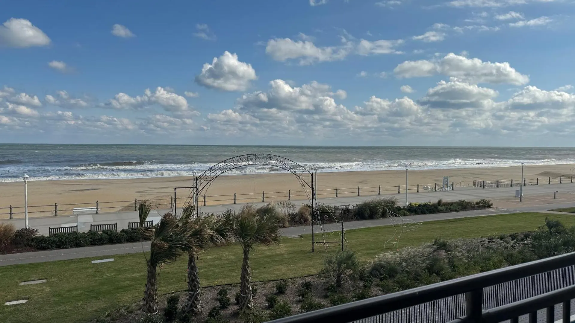 Moxy Virginia Beach Oceanfront USA