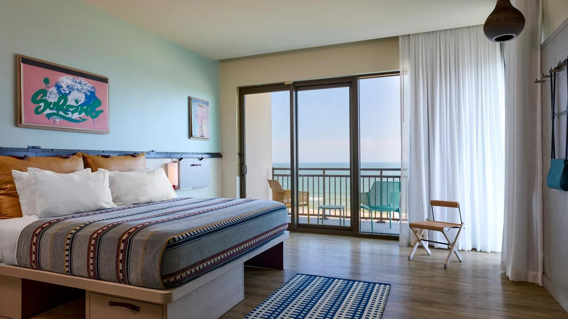 Hotel Moxy Virginia Beach Oceanfront